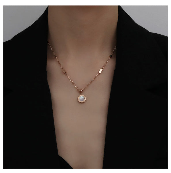 Love Pendant Neclace