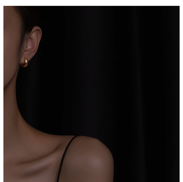 Daily Stud Earrings